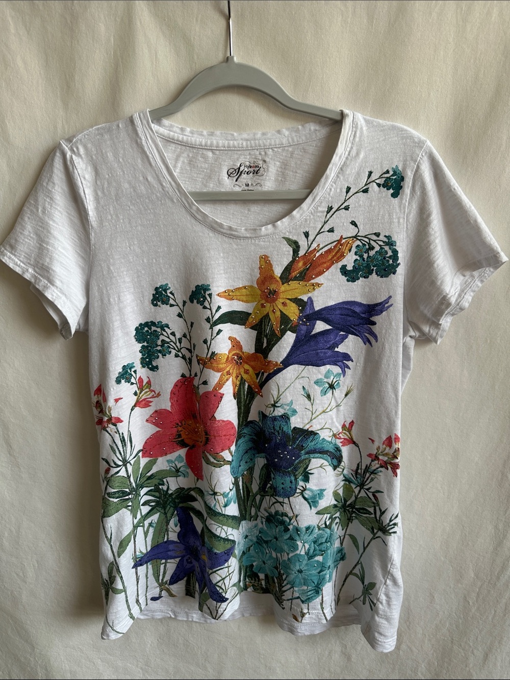 Style & Co. white short-sleeve floral print tee with bling, size M